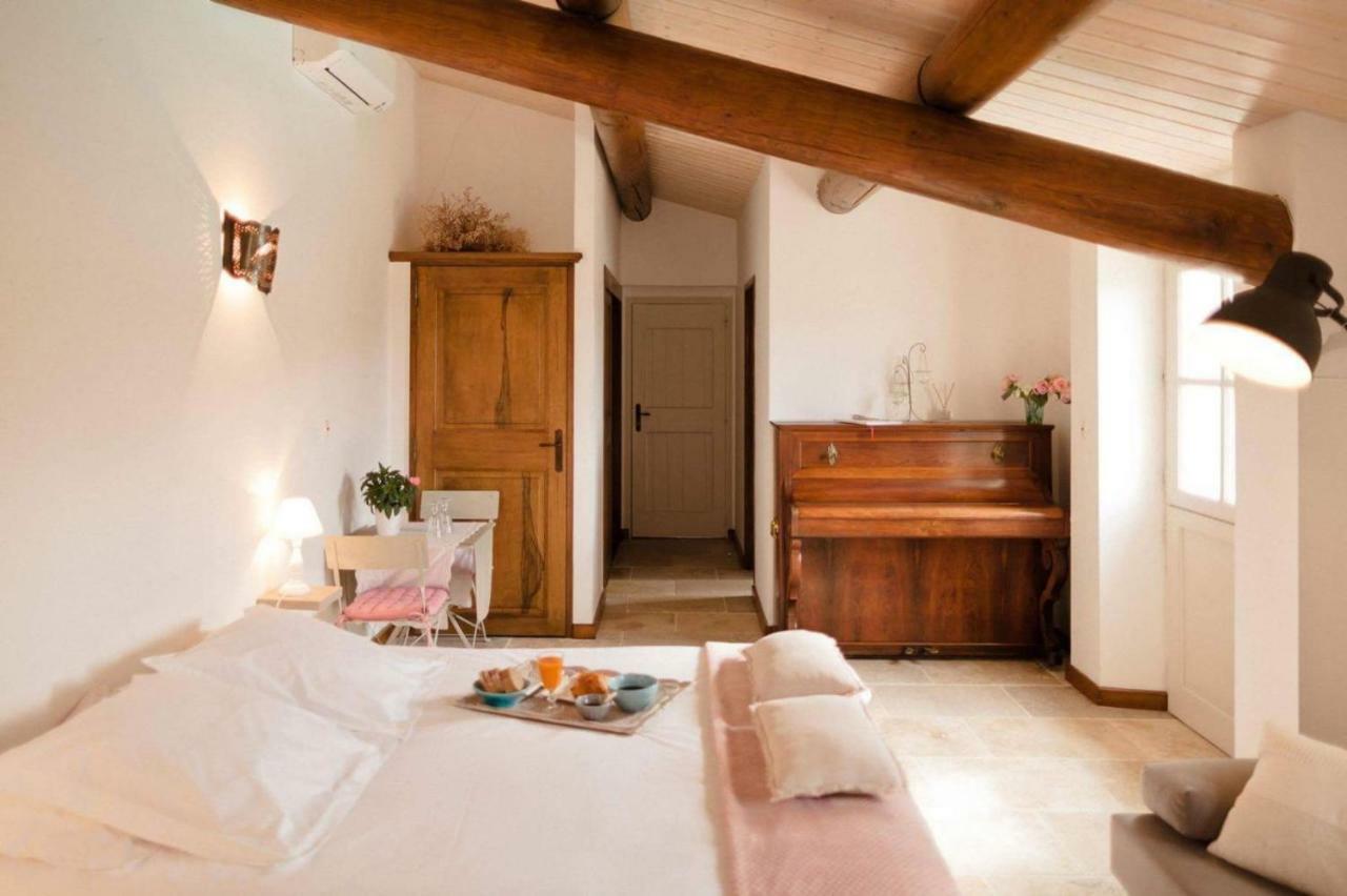 Bed and Breakfast Provence Dodo Villeneuve  Экстерьер фото